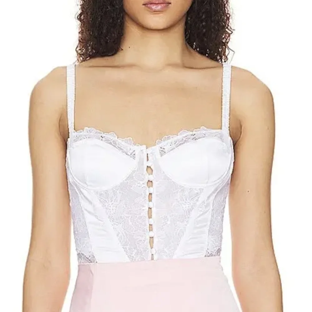 Free People Intimately Afternoon Kiss Bodysuit in White sz LRG​​